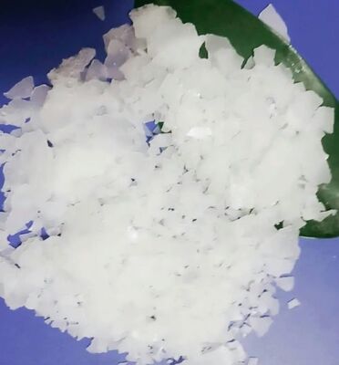 Giá tốt. MgCl2 CAS 7786-30-3 Bột vảy trắng cấp công nghiệp Magiê Clorua để khử băng trực tuyến